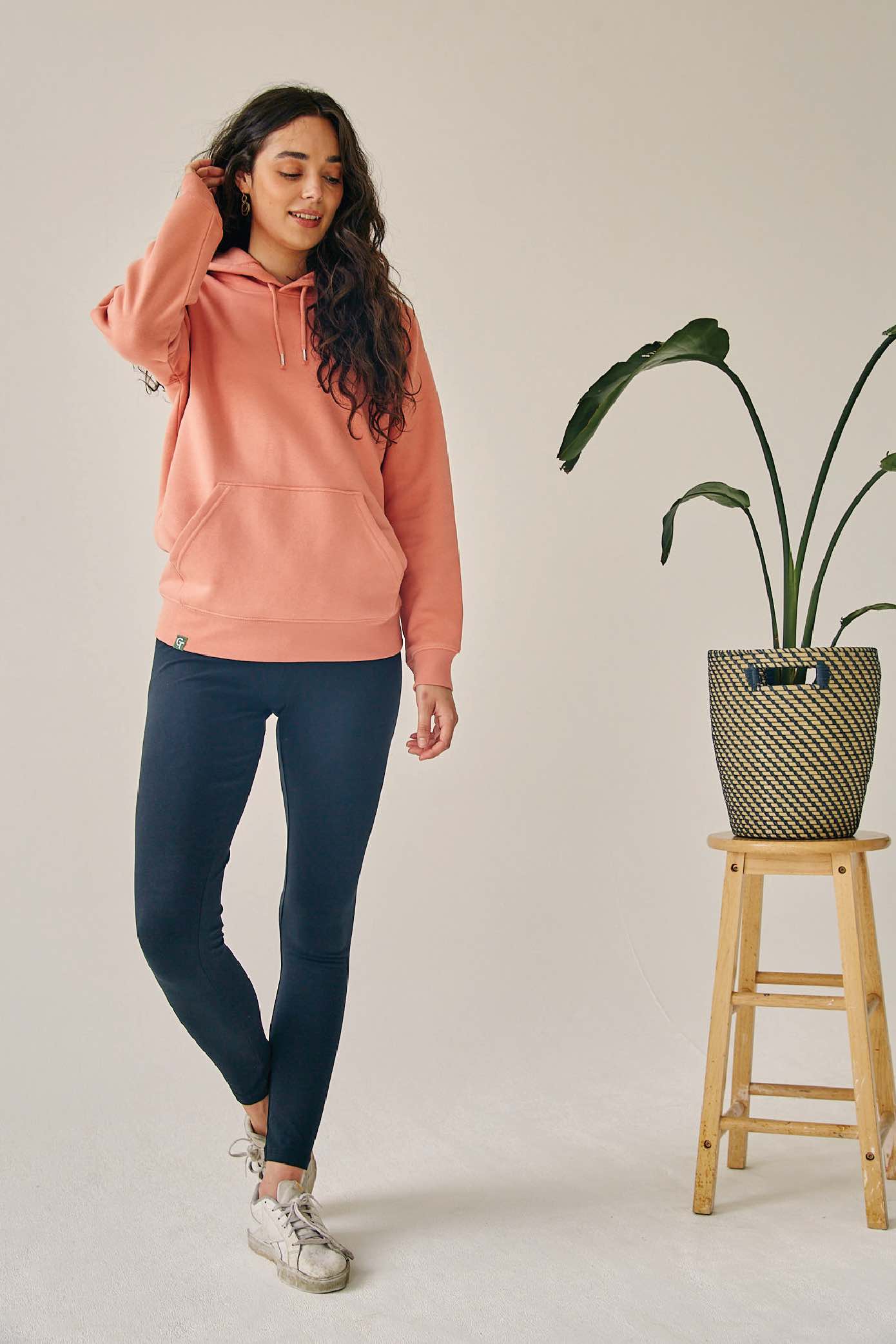 coral sand hoodie Liz 3