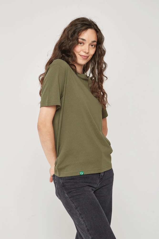 organic cotton relaxed fit t-shirt in khaki