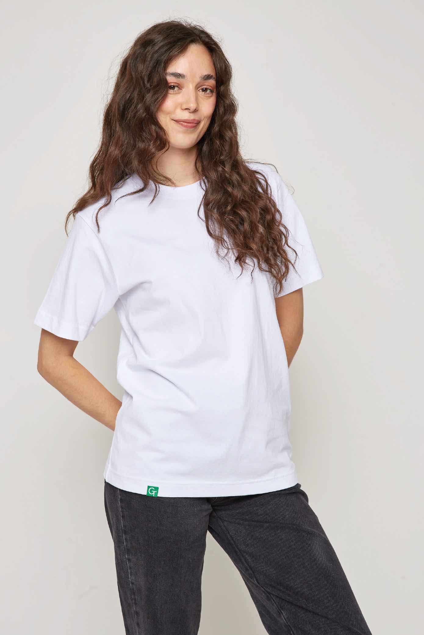 heavy white tee Liz 3
