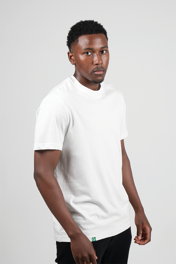 Flat white relaxed tee 02