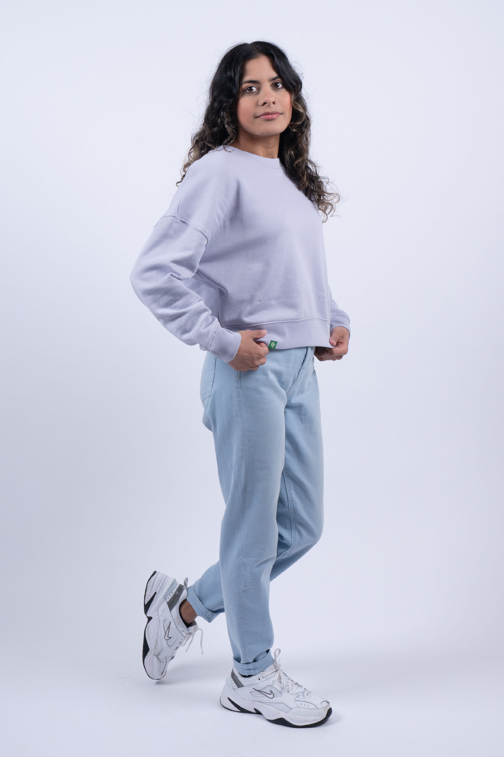 LADIES LAVENDER SWEATER SIDE
