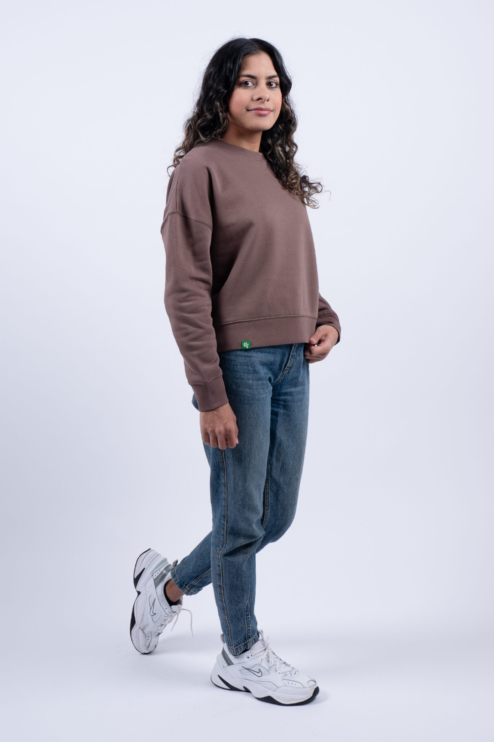 LADIES TOBACCO SWEATER SIDE